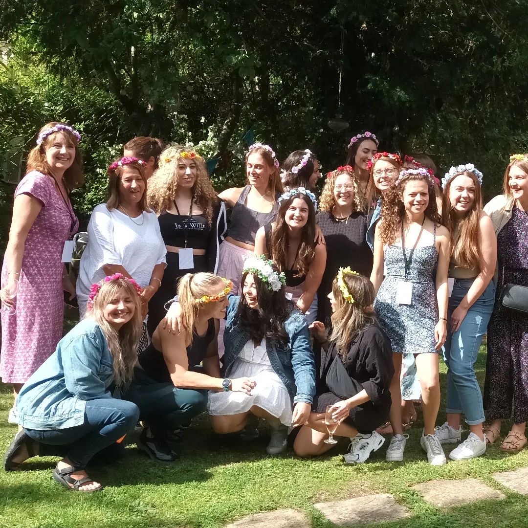Hen party glamping with hot tubs in the Cotswolds, Oxfordshire